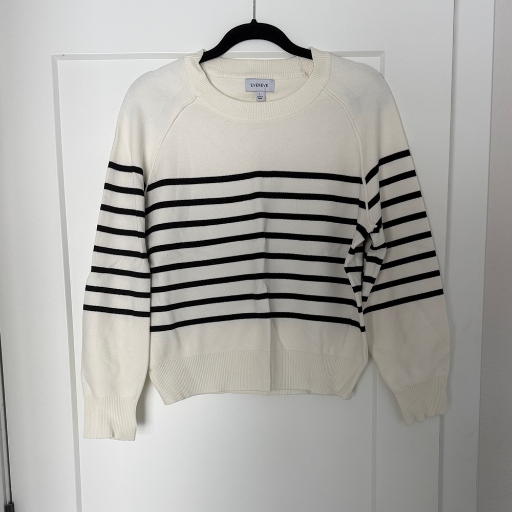 Evereve Women's Striped Crew Neck Sweater